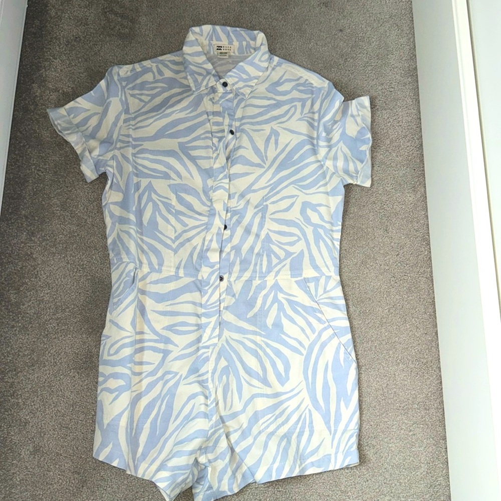 Billabong heads up cloud romper